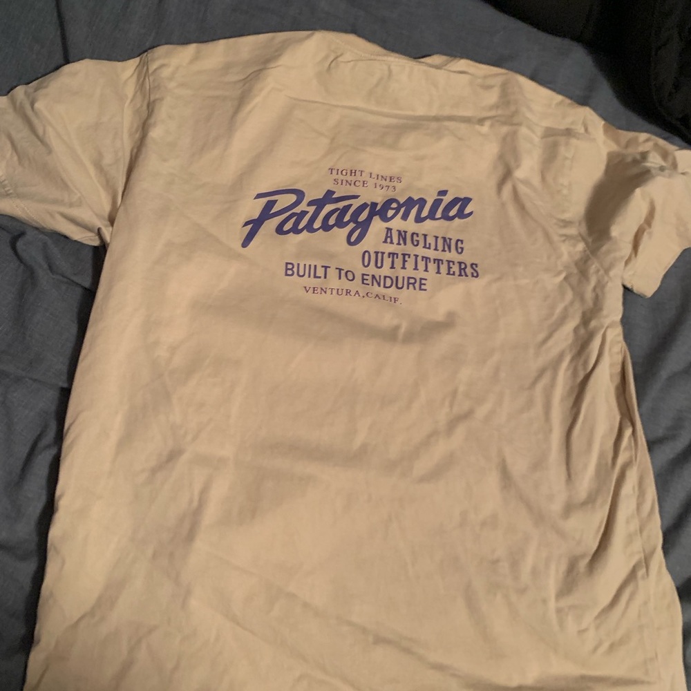 Patagonia Men’s Tee M NWOT